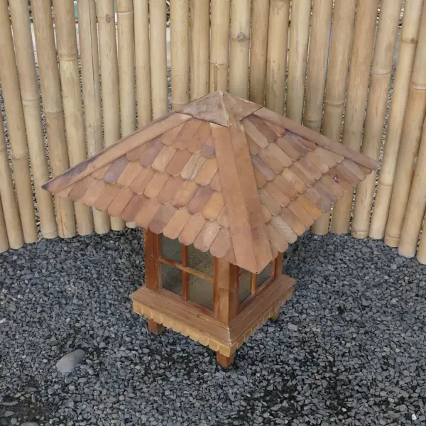 Product image 6 of the product “Japanese style garden lantern Fukui made of Bangkirai hardwood ”